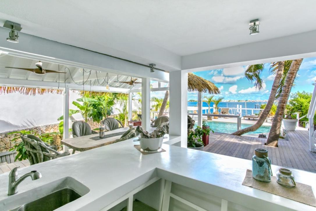 VILLA BLUE LAGOON Suite apartment Lowlands Extérieur photo